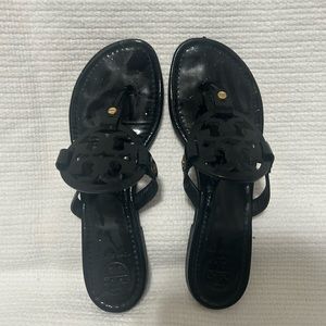 Tory Burch Millers in black